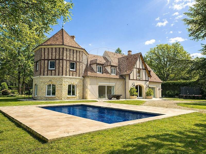 Maison à vendre, 400m², CHANTILLY