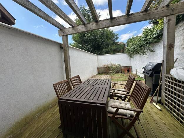 Maison à vendre 230 000 € 3 pièces 2 chambres 85 m² 97 m² de terrain Castres-Gironde 33640