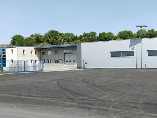 Local commercial à vendre 590 000 € 810 m² de surface de vente Saint-Donat-sur-l'Herbasse 26260