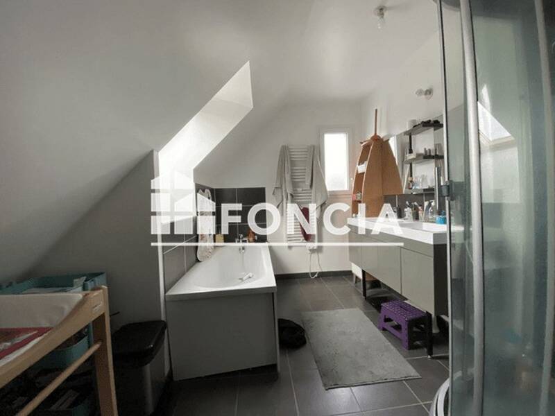 Maison à louer, 110m², LA RIVIERE SAINT SAUVEUR