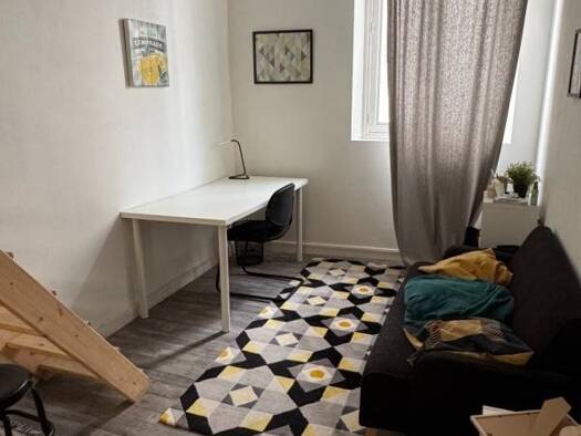 Appartement à louer 510 € 1 pièce 18 m² RDC disponible dès maintenant Monselet Nantes 44000
