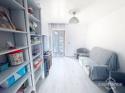 Maison à vendre 265 000 € 4 pièces 2 chambres 77 m² 489 m² de terrain Nord Marignier 74970