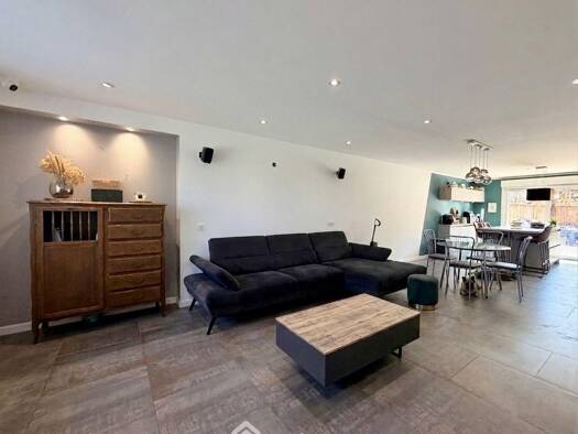 Maison à vendre 269 000 € 7 pièces 4 chambres 194 m² 435 m² de terrain Nixéville-Blercourt 55120