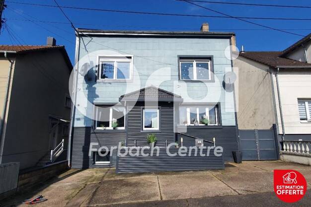 Maison à vendre 262 500 € 6 pièces 3 chambres 242 m² 503 m² de terrain Falck 57550