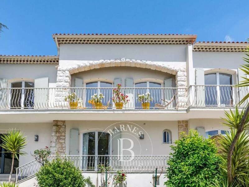 Maison à vendre, 258m², LA ROQUETTE SUR SIAGNE