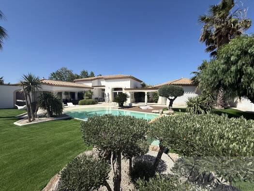 Maison à vendre 799 000 € 6 pièces 4 chambres 241 m² 1 650 m² de terrain Montady 34310