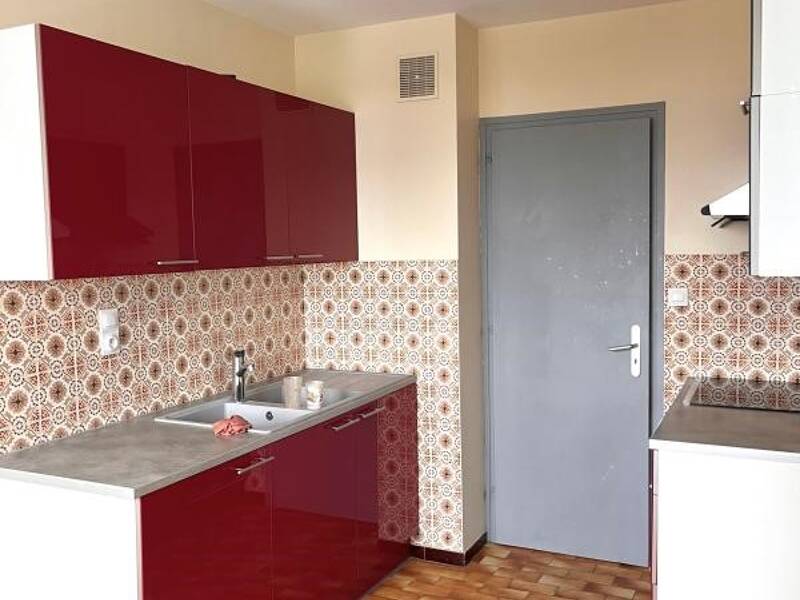 Maison à louer, 77m², CLUSES