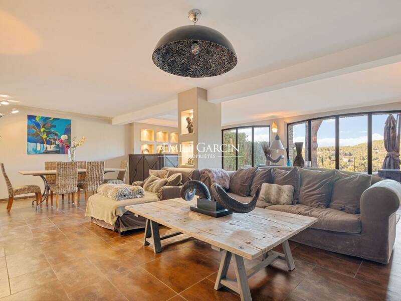 Maison à vendre, 350m², MARSEILLE 11E