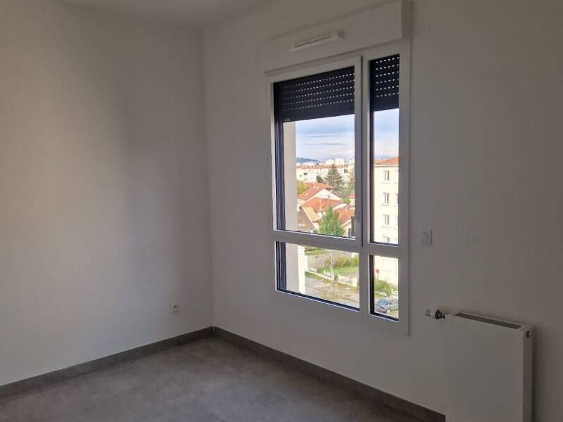 Maison à louer, 67m², LYON 8E