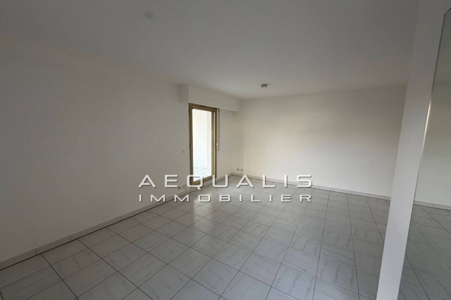 Maison à louer, 31m², ANTIBES