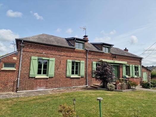 Maison à vendre 205 000 € 8 pièces 3 chambres 106 m² 1 460 m² de terrain Saint Clair sur Epte 95770