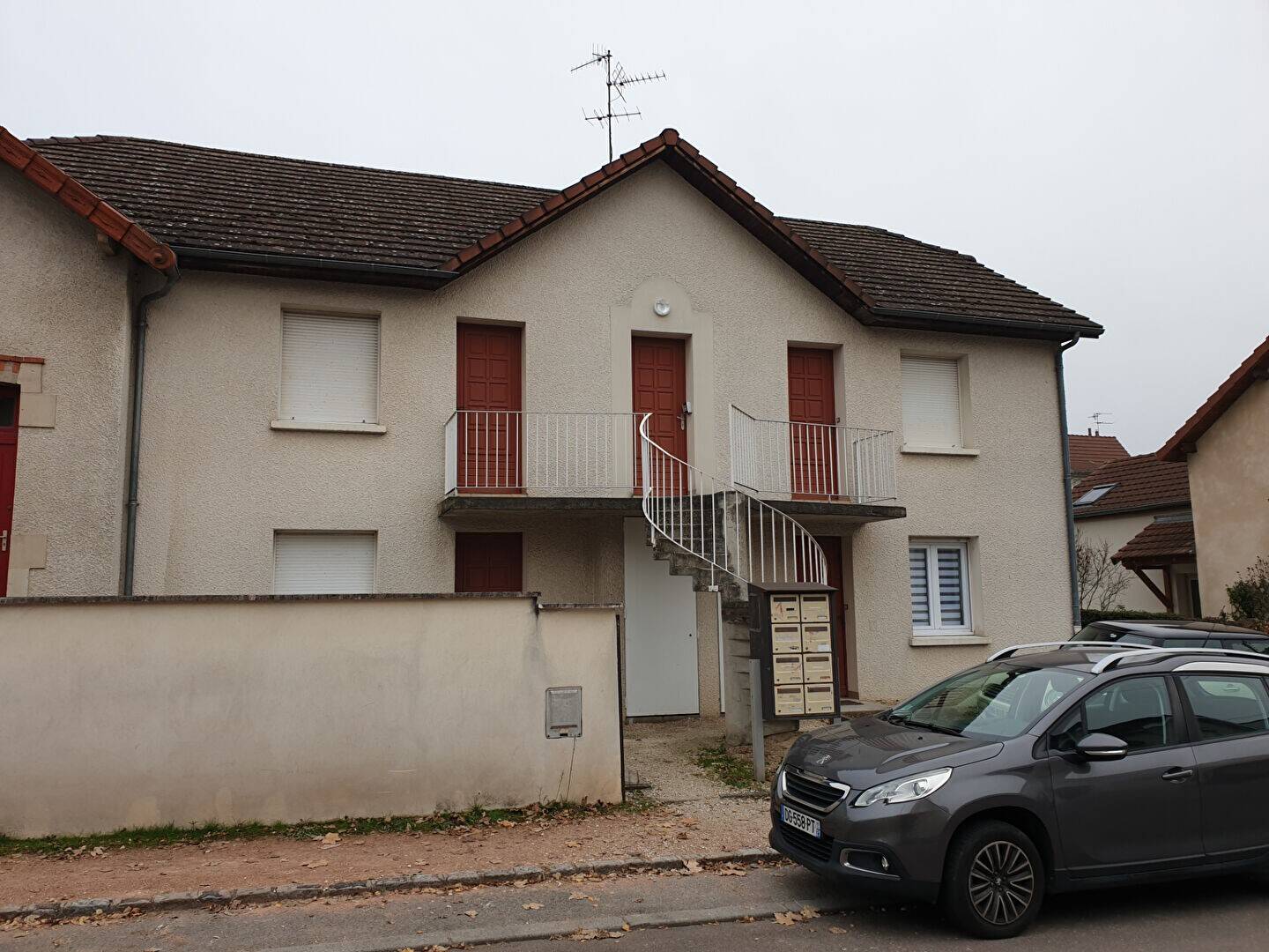 STUDIO RUE DE MIRANDE — 1