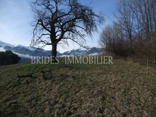 Terrain constructible viabilisé à vendre 175 000 € 1 633 m² de terrain Tournon 73460
