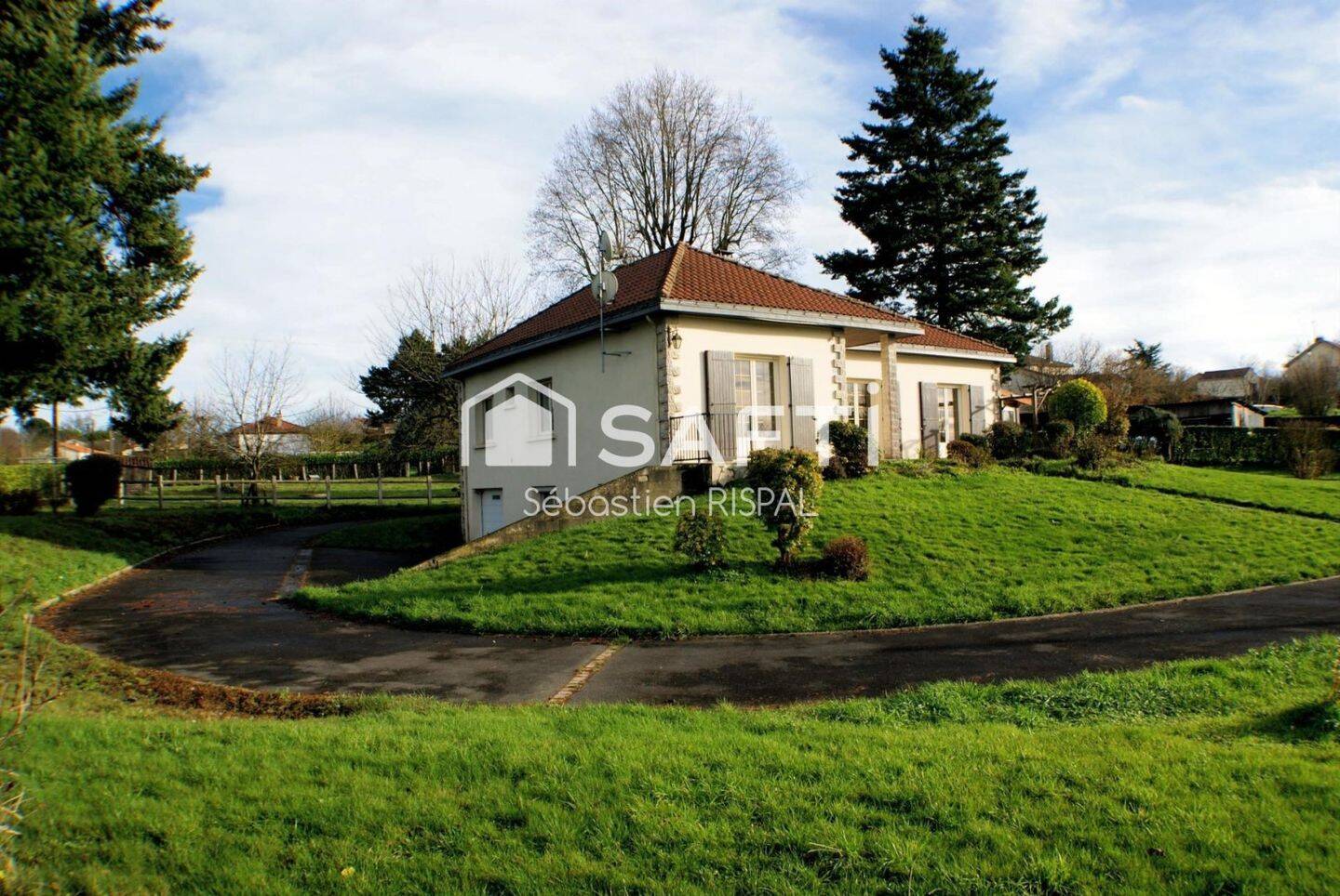 Maison à vendre, 214m², LA CHATAIGNERAIE
