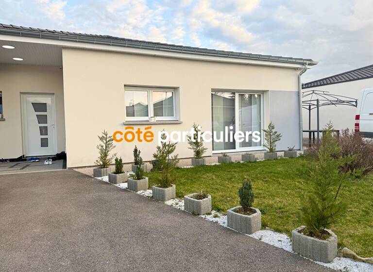 Maison de plain-pied à vendre 313 000 € 4 pièces 3<br/>chambres 125 m²<br/>superficie 465 m²<br/>terrain Chavelot 88150