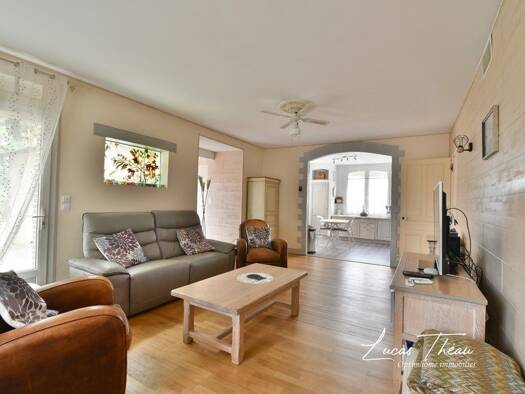 Maison à vendre 365 000 € 7 pièces 5 chambres 190 m² 1 830 m² de terrain Saint-Sébastien-de-Morsent 27180