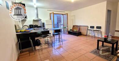 Appartement à vendre 125 000 € 2 pièces 1 chambre 45,1 m² Étage 1/2 Marignane 13700