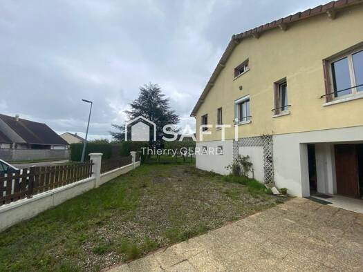 Maison à vendre 118 000 € 6 pièces 5 chambres 115 m² 1 000 m² de terrain Champignelles 89350