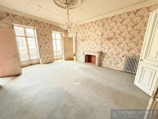 Duplex à vendre 310 000 € 12 pièces 8 chambres 314 m² RDC/1 Ancien Hôpital Beziers 34500