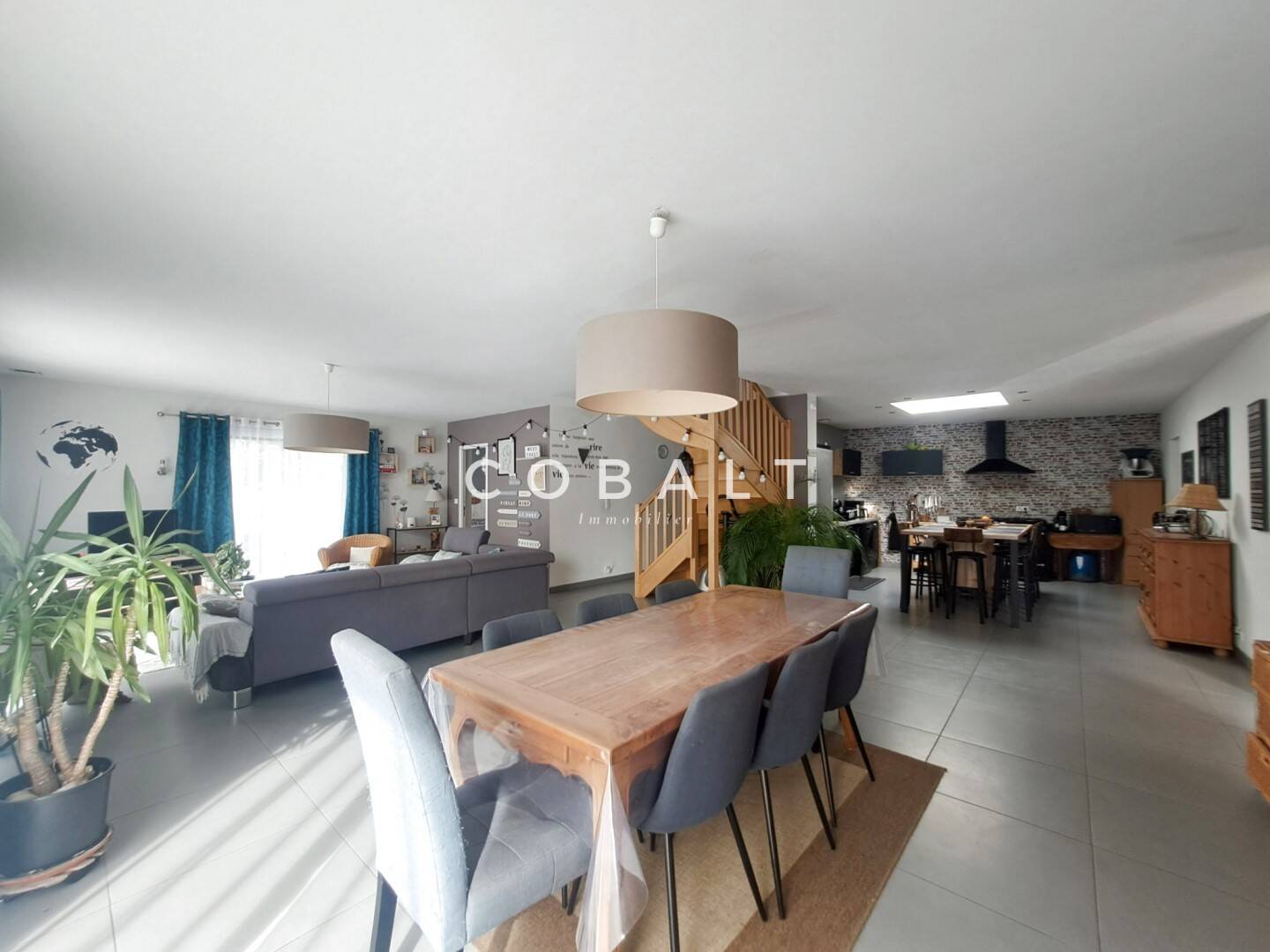 Maison à vendre, 143m², LA TURBALLE