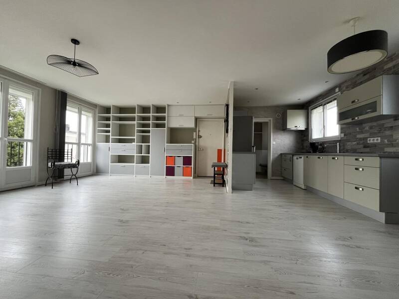 Maison à louer, 81m², SAINT JEAN DE BRAYE