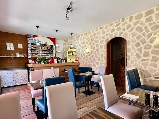 Boutique à vendre Fonds de commerce 154 000 € 1 pièce 50 m² de surface de vente Haute Ville Fougères 35300