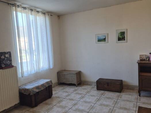 Maison à vendre 141 750 € 5 pièces 3 chambres 110 m² 207 m² de terrain Guiscard 60640