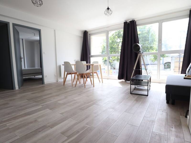 Maison à louer, 44m², LYON 8E