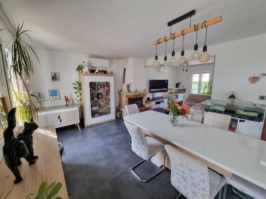 Maison de plain-pied à vendre 334 000 € 6 pièces 5 chambres 130 m² 1 038 m² de terrain Signy-Signets 77640