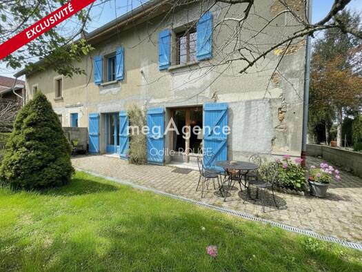 Maison à vendre 279 000 € 8 pièces 6 chambres 210 m² 820 m² de terrain Doissin 38730