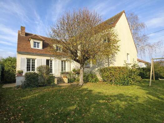 Maison à vendre 549 000 € 8 pièces 5 chambres 234,7 m² 776 m² de terrain Égly 91520