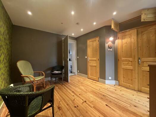 Appartement à louer 650 € 2 pièces 1 chambre 39,3 m² 1er étage Porte-de-Savoie 73800