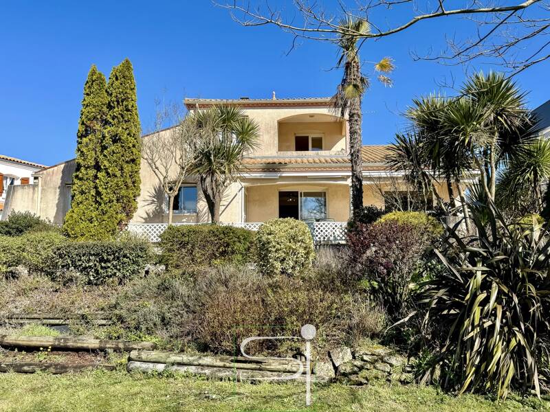 Maison à vendre, 168m², SAINT PALAIS SUR MER