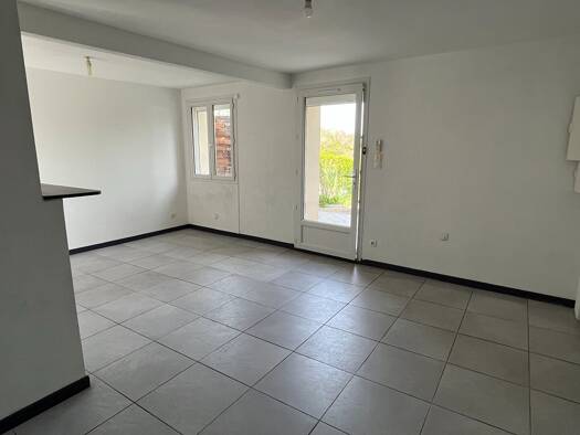 Maison à louer 560 € 3 pièces 1 chambre 49 m² Écuisses 71210