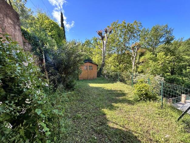 Appartement à louer 1 200 € 3 pièces 2 chambres 82,1 m² RDC Tourrettes-sur-Loup 06140