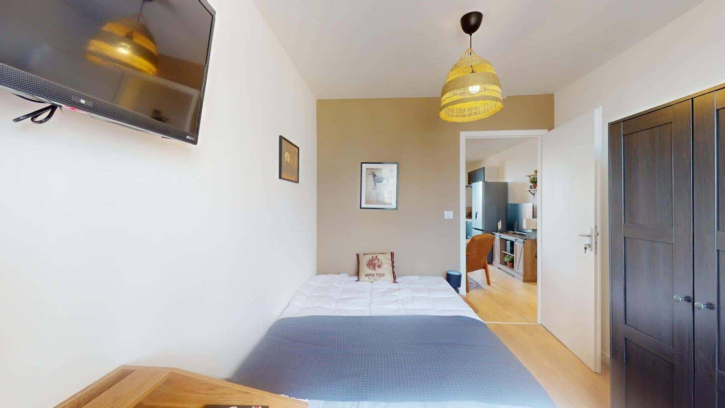 Chambre 3 - CHANZY F - Colocation — 7