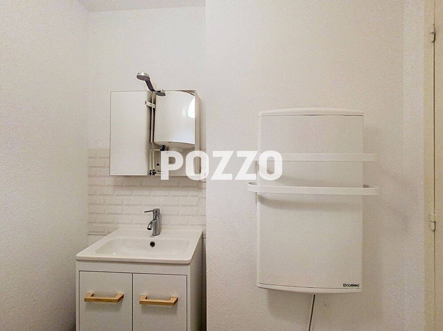 Maison à louer, 17m², CAEN