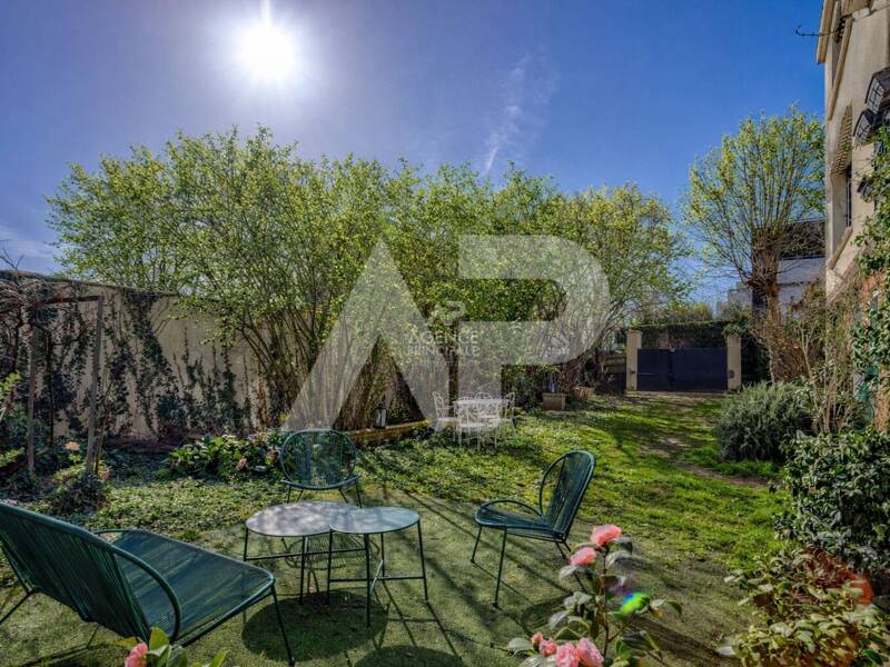 Maison à vendre, 311m², SEVRES