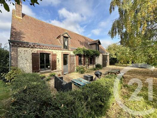 Maison à vendre 225 000 € 7 pièces 5 chambres 149,4 m² 2 650 m² de terrain La Croix-du-Perche 28480