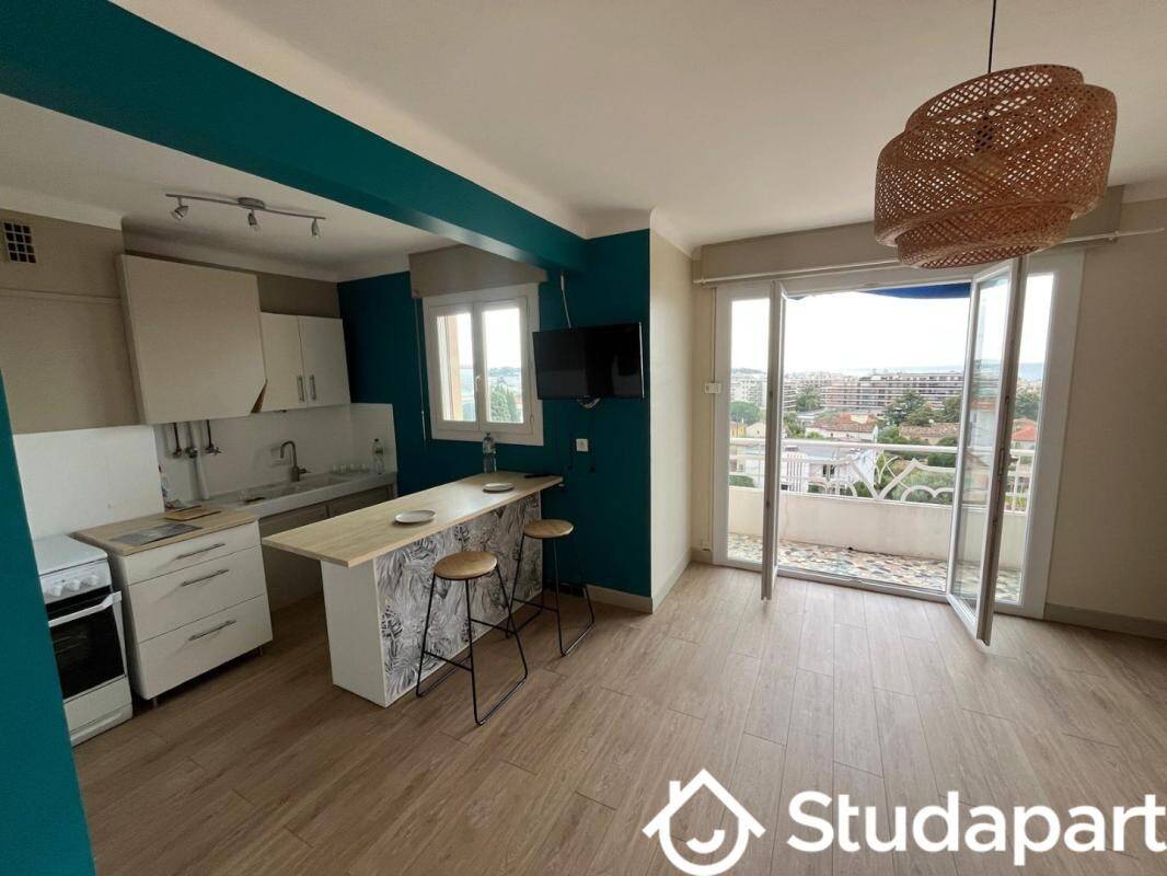 Maison à louer, 31m², ANTIBES