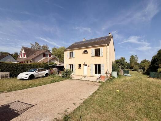 Maison à vendre 260 000 € 6 pièces 4 chambres 155 m² 2 232 m² de terrain Villemaréchal 77710