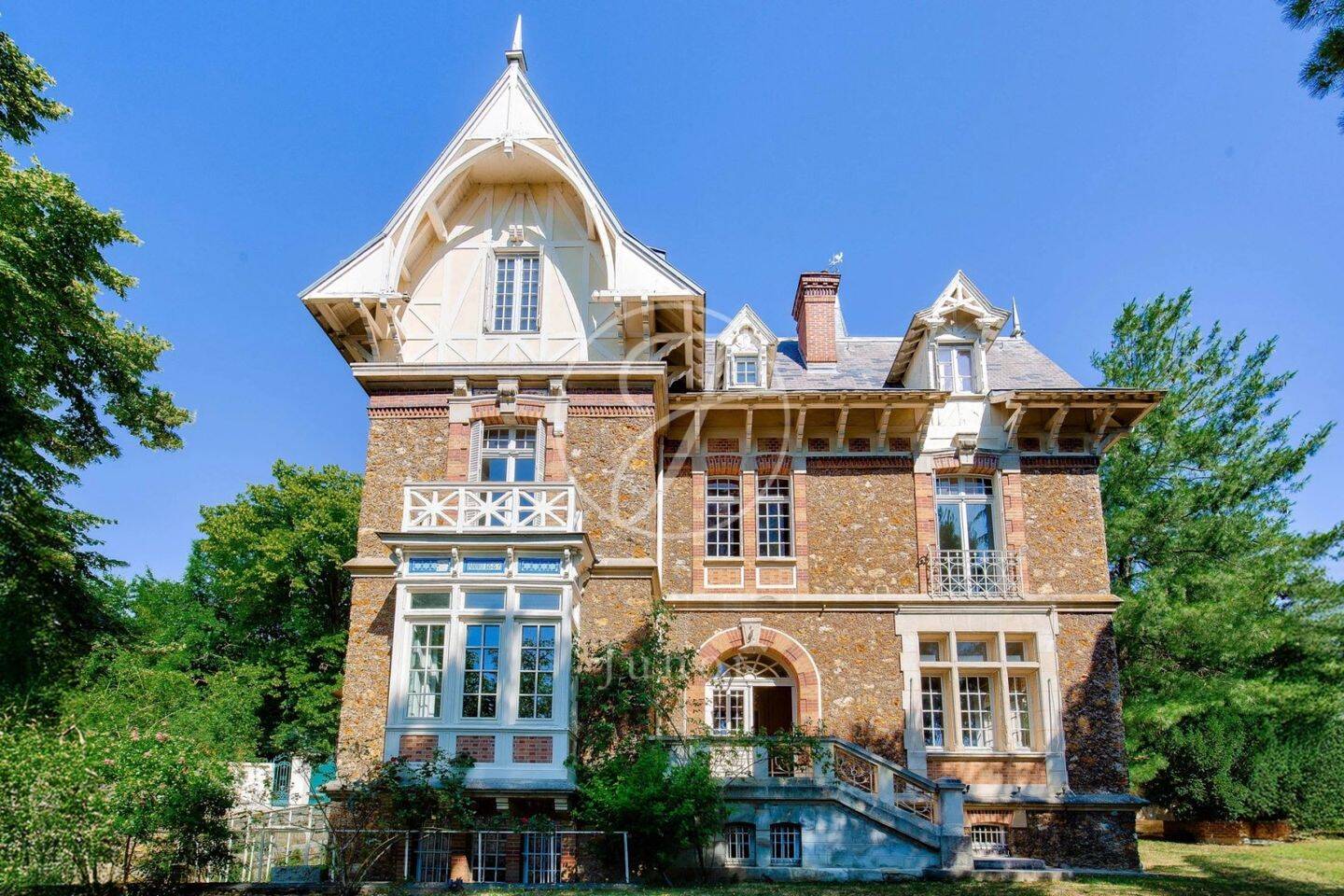 Maison à vendre, 380m², SEVRES