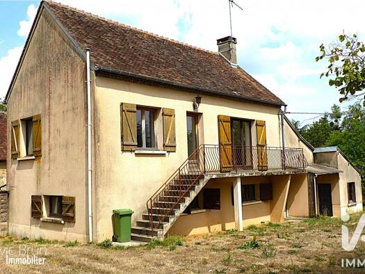 Maison à vendre 86 720 € 4 pièces 1 chambre 45 m² 1 400 m² de terrain Moutiers-en-Puisaye 89520