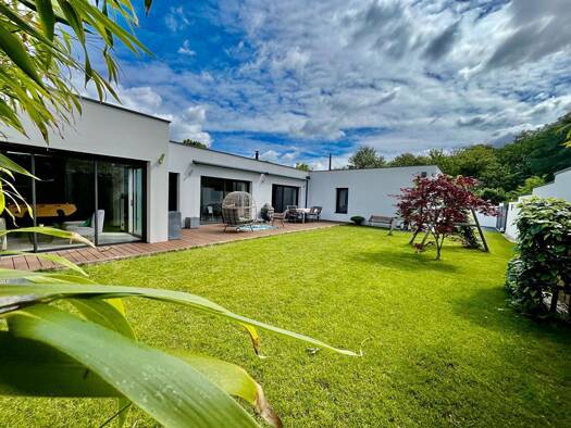 Maison de plain-pied à vendre 499 000 € 7 pièces 4 chambres 165 m² 500 m² de terrain Les Couëts Est Bouguenais 44340
