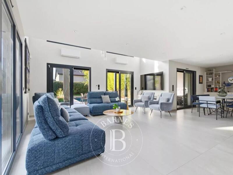 Maison à vendre, 235m², SAINT MAUR DES FOSSES