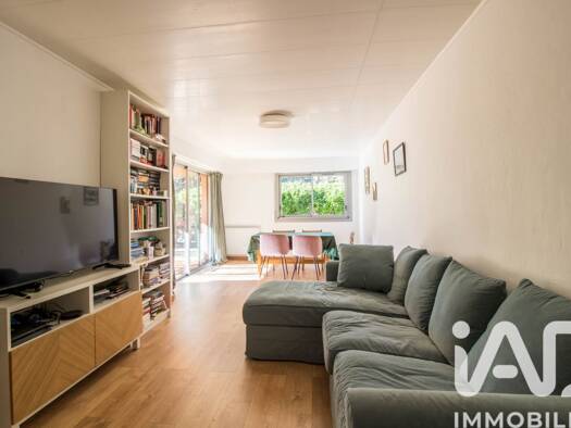 Appartement à vendre 289 000 € 3 pièces 2 chambres 70,8 m² 3 étages Est Peymeinade 06530