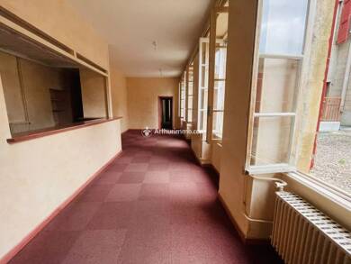 Espace bureau à vendre 171 500 € 259,7 m² de bureaux Centre Ancien Millau 12100