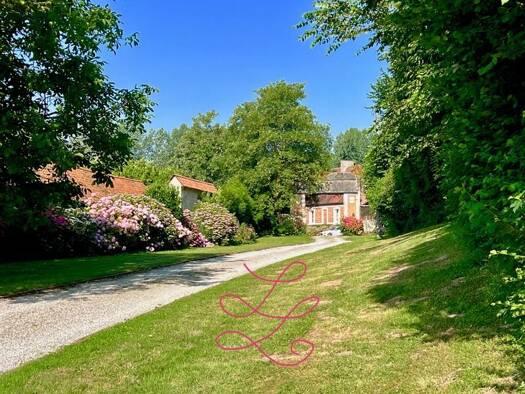 Maison à vendre 680 000 € 19 pièces 18 chambres 450 m² 14 000 m² de terrain Tortefontaine 62140