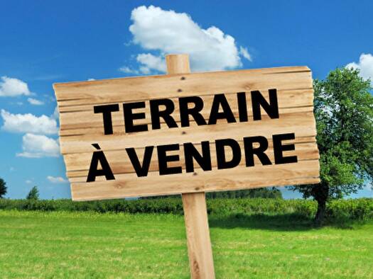 Terrain constructible à vendre 55 000 € 1 589 m² de terrain Cesny-les-Sources 14220