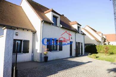 Maison à vendre 465 000 € 7 pièces 4 chambres 162 m² 665 m² de terrain Vert Saint Denis Pouilly le Fort 77240
